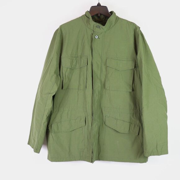 Gap Water Resistant and Windproof Jacket XL - Picture 1 of 7